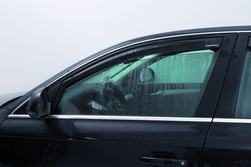 The wind deflectors, made of high-quality cast acrylic glass, are ...